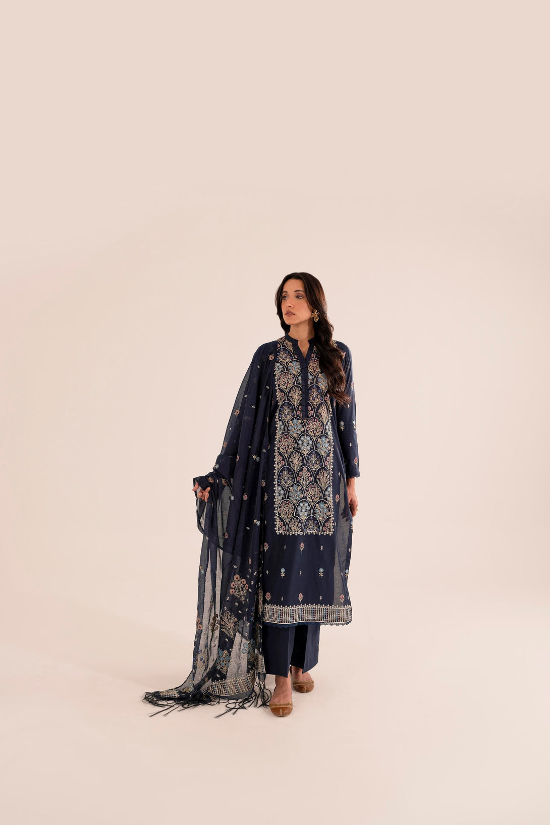 C3608A - Navy Blue Embroidered Lawn 3 Piece Suit by Taanabaana.pk